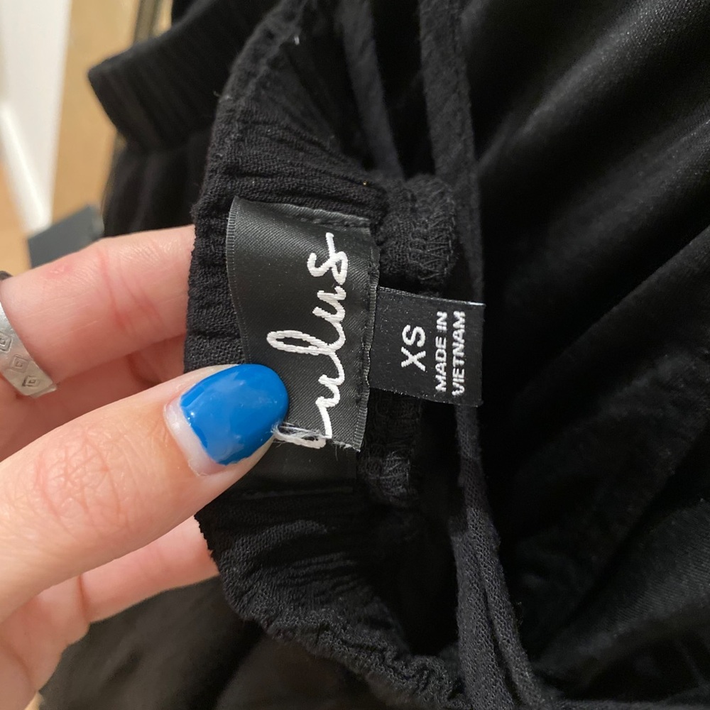 Lulus maxi dress with back cutouts - Picture 5 of 7